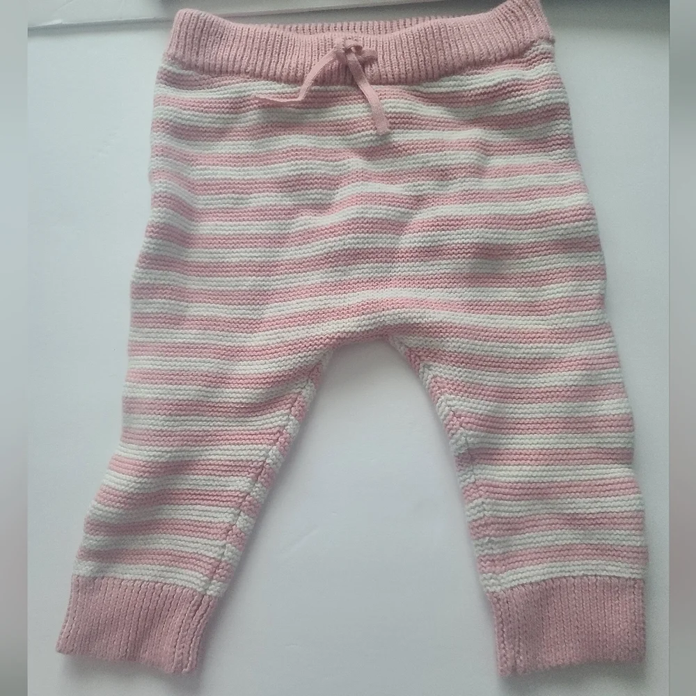 Carter's Baby 3 piece knit set hat top and bottom pants Size 9 Months